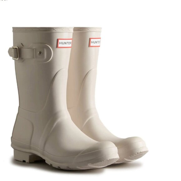 new Hunter Original Short Rain Boots in IVORY $165 MRP        2510 7T3 - Picture 1 of 3